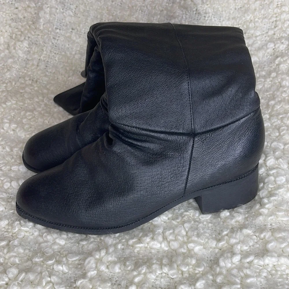 Women’s Basic Editions Leather Knee High Boots Size 8.5
